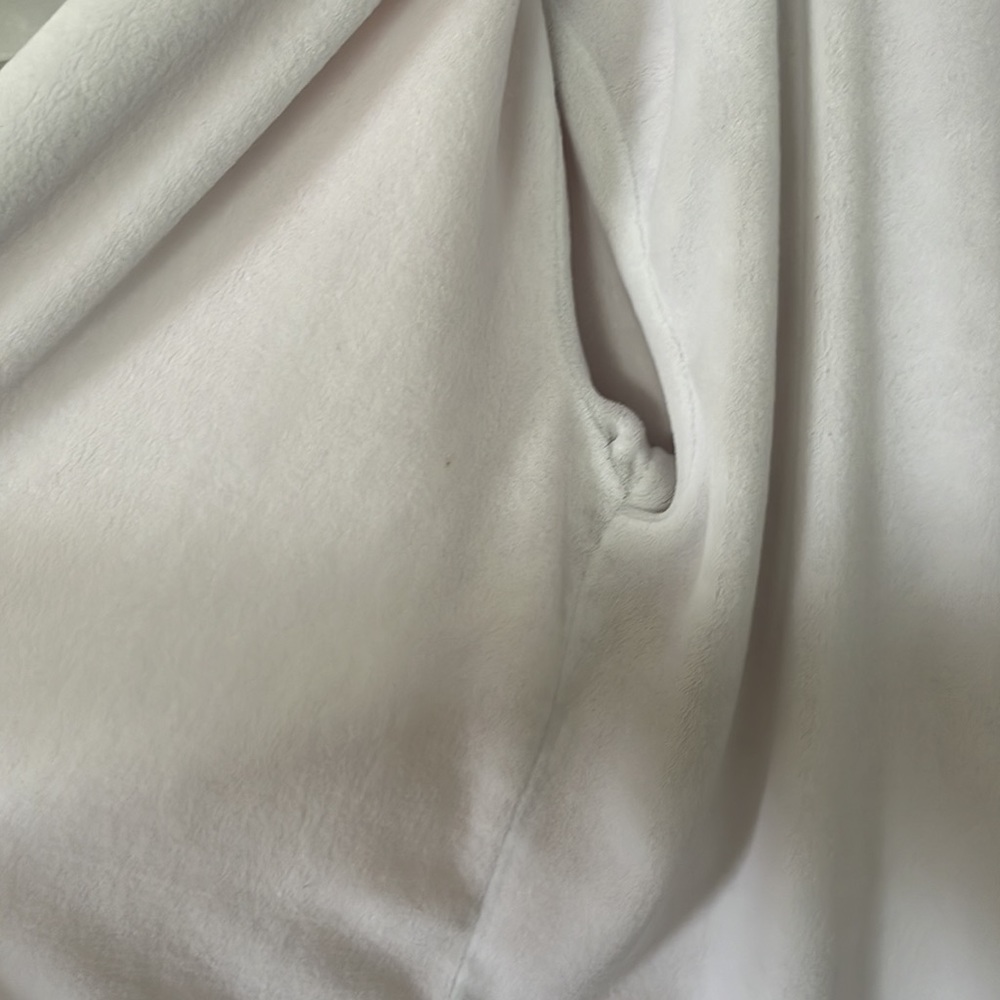 Classic Long Shawl Collar Robe - Peach color Sz M - Picture 13 of 16